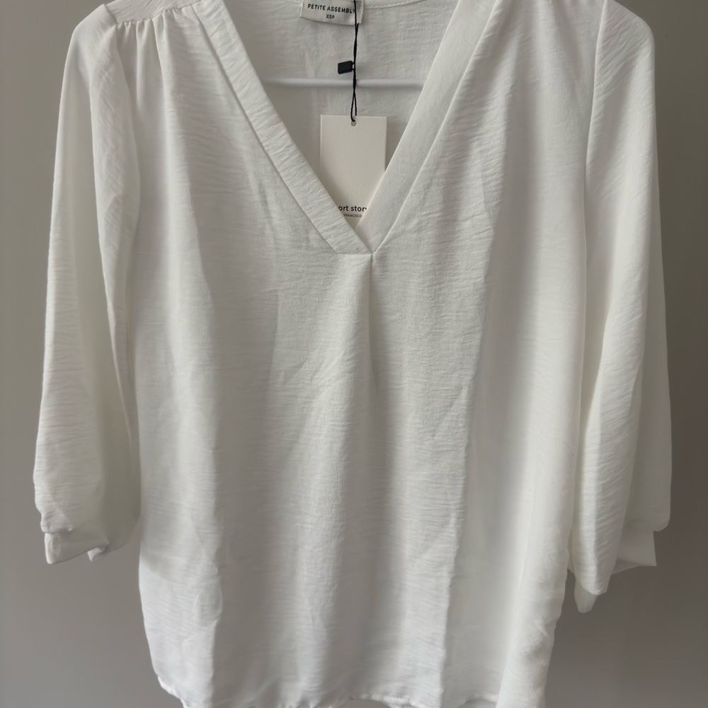 Women's Petite White V-Neck Top